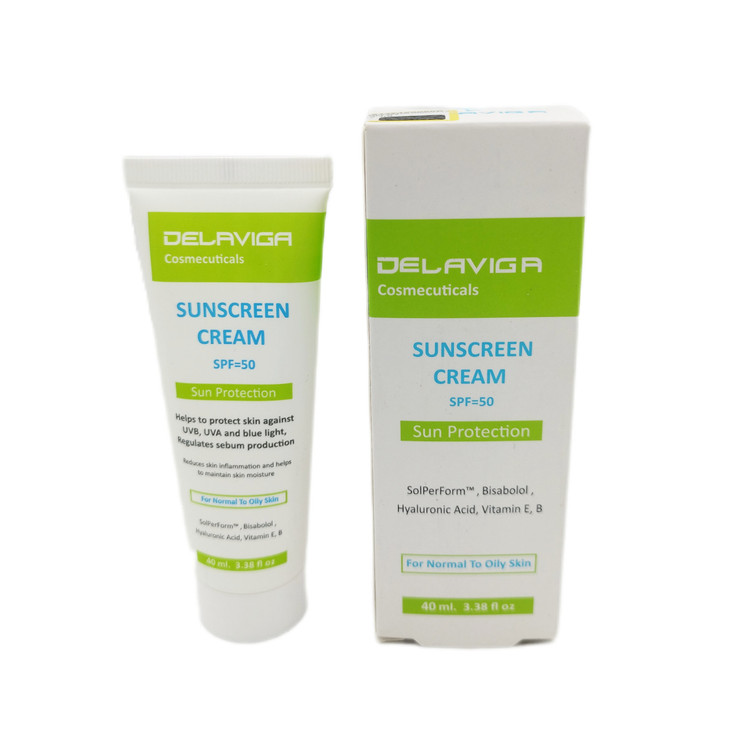 ضد آفتاب دلاویگا مناسب پوست معمولی و چرب SPF 50